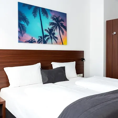 Livinn By Tremonia Group - Centrum 3*